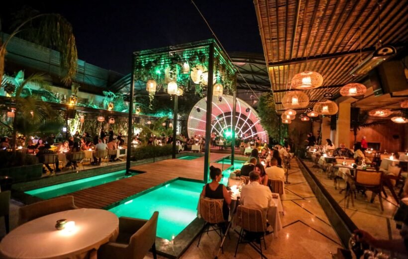 DINER SPECTACLE NOUBA RESTAURANT